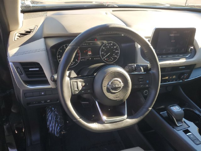 Certified 2023 Nissan Rogue SV w/ SV Premium B Package FWD image 15