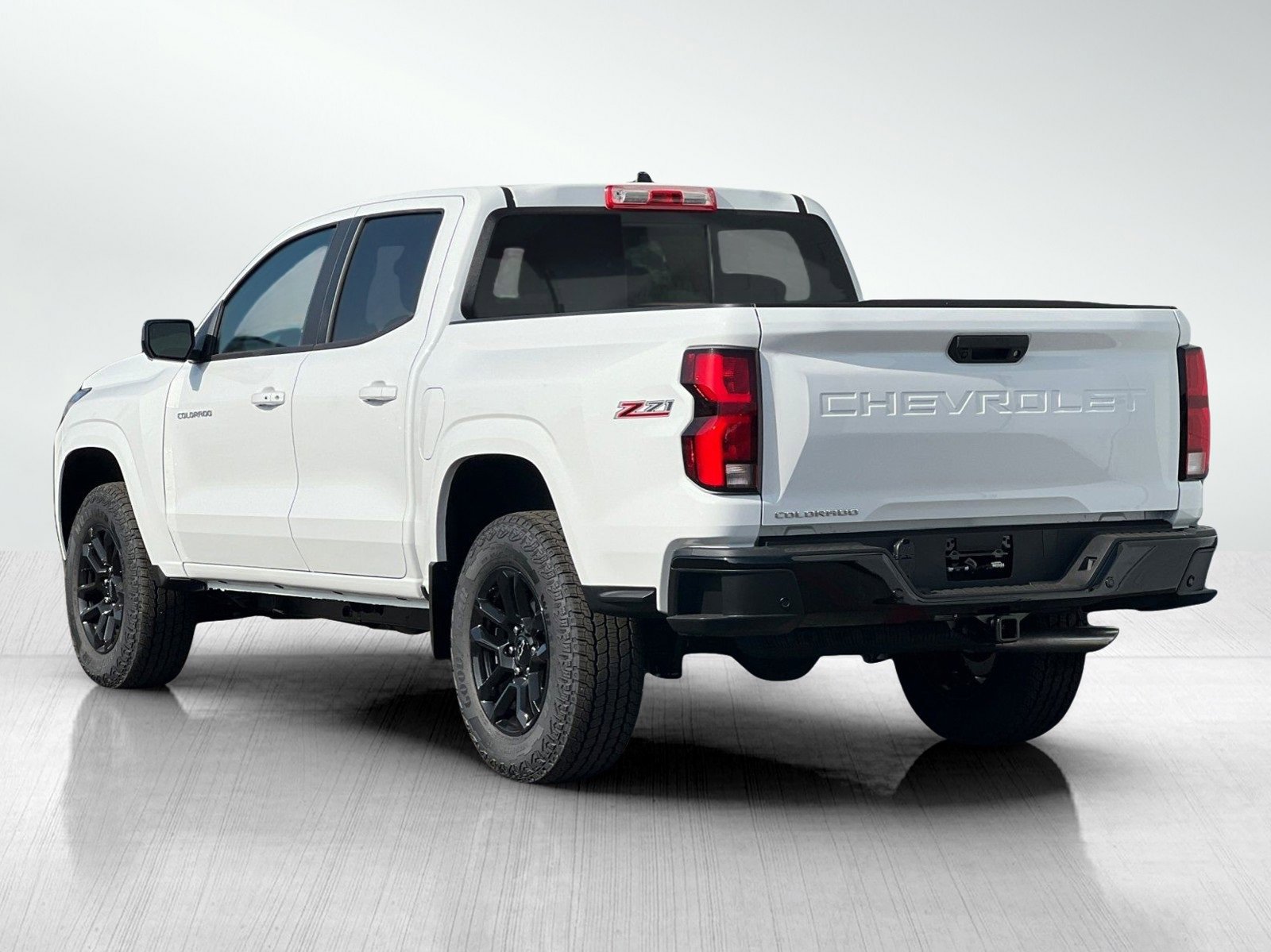 New 2025 Chevrolet Colorado Z71 w/ Midnight Edition image 6