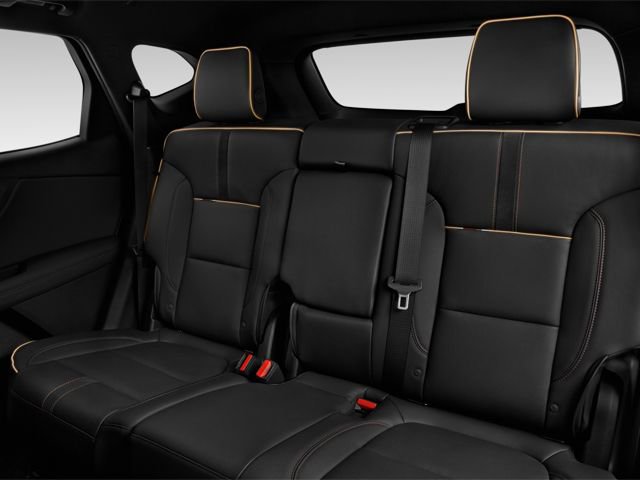 Used 2022 Chevrolet Blazer LT w/ Redline Edition FWD image 11