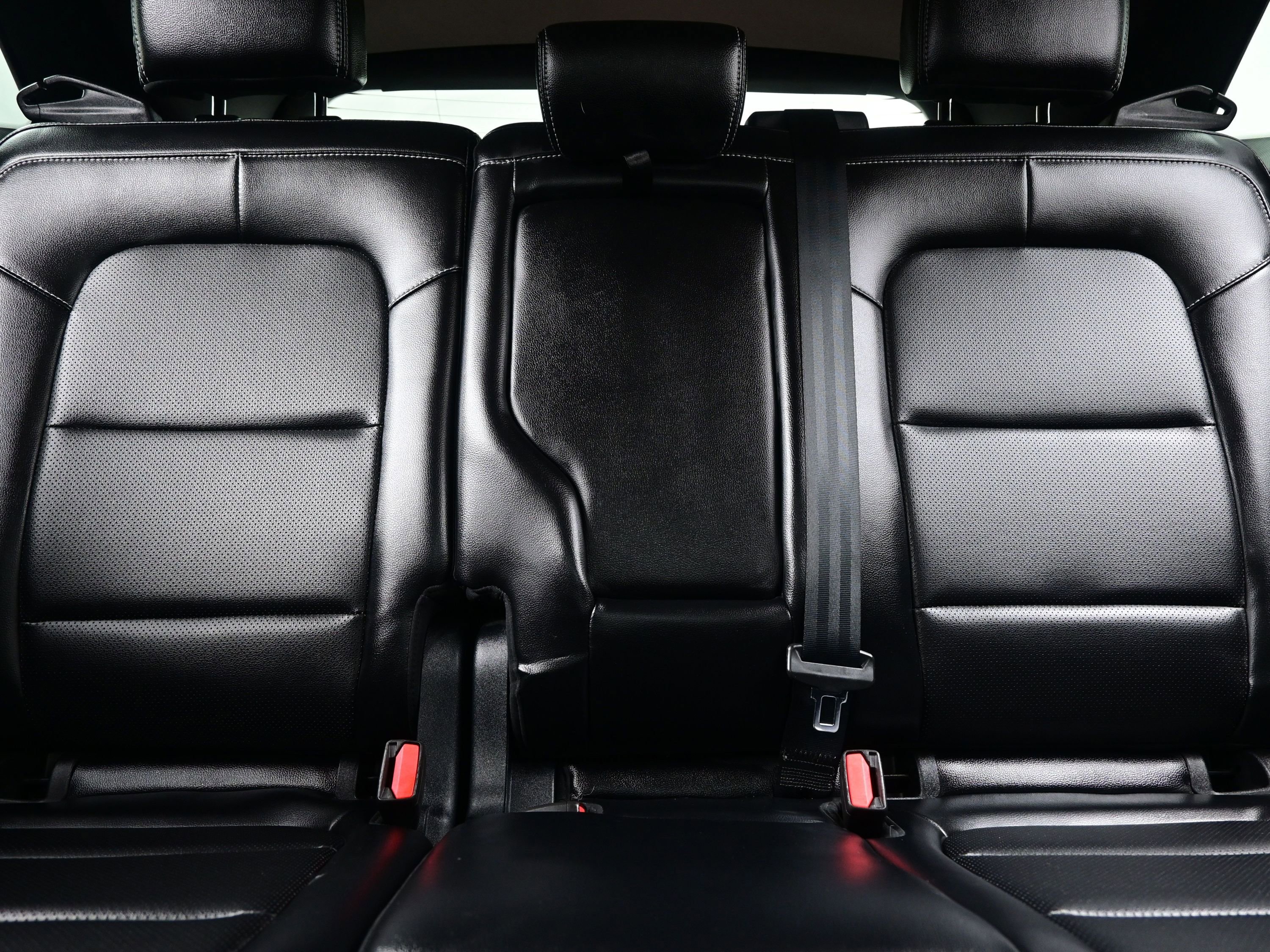 Used 2020 Ford Escape SEL image 17