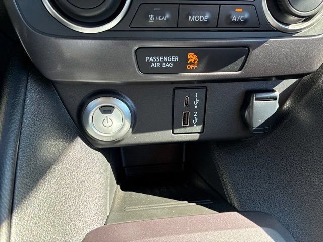 Certified 2025 Nissan Leaf S FWD image 31