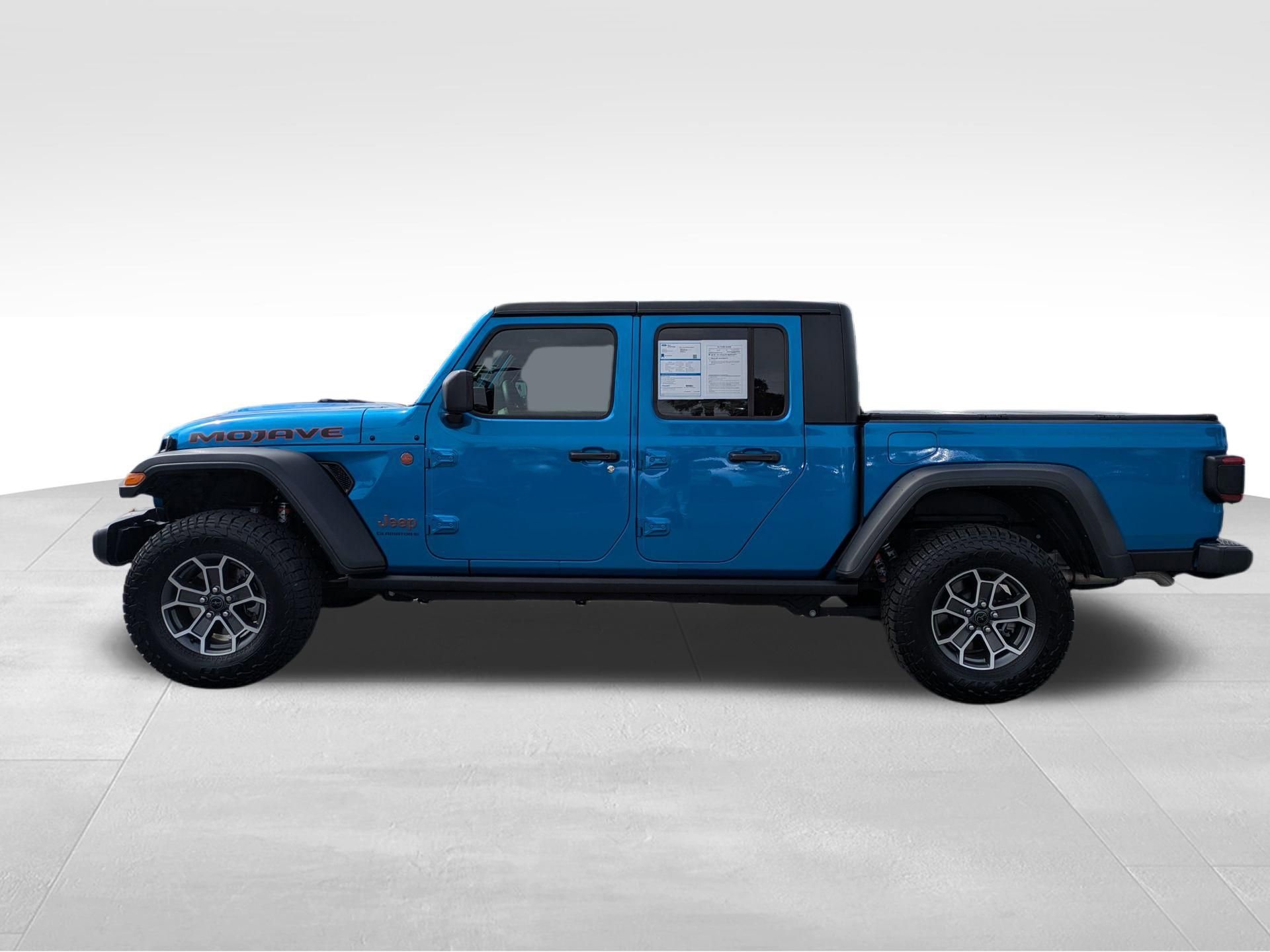 Used 2024 Jeep Gladiator Mojave w/ Convenience Group image 9