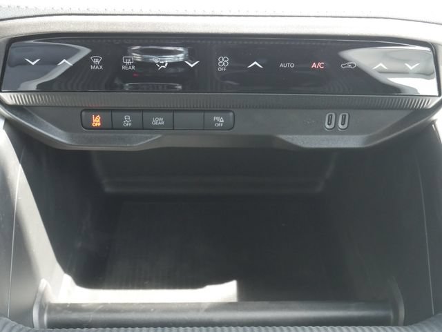 New 2026 Jeep Cherokee Laredo AWD/4WD image 21