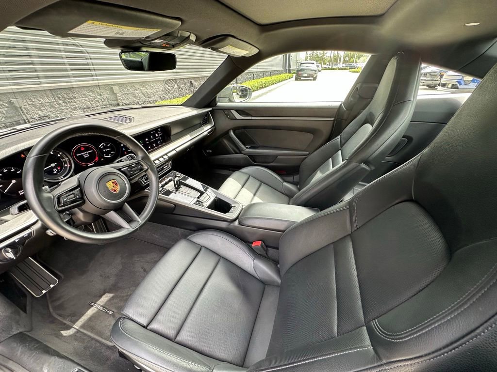 Certified 2022 Porsche 911 Carrera RWD image 4