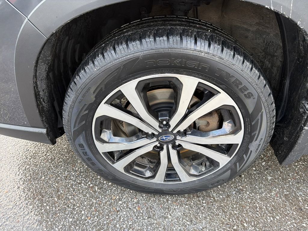 Certified 2023 Subaru Forester Limited image 9