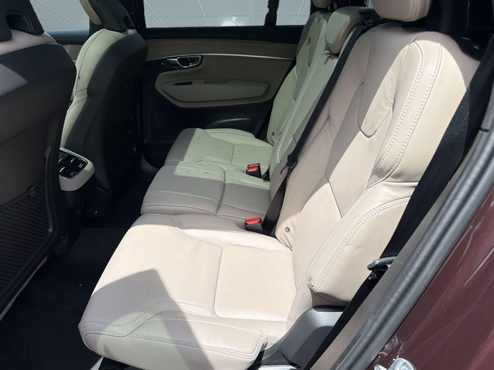 New 2026 Volvo XC90 B6 Ultra w/ Protection Package AWD/4WD image 21