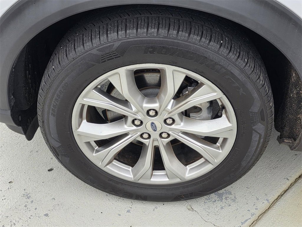 Used 2021 Ford Explorer XLT w/ Equipment Group 202A image 40