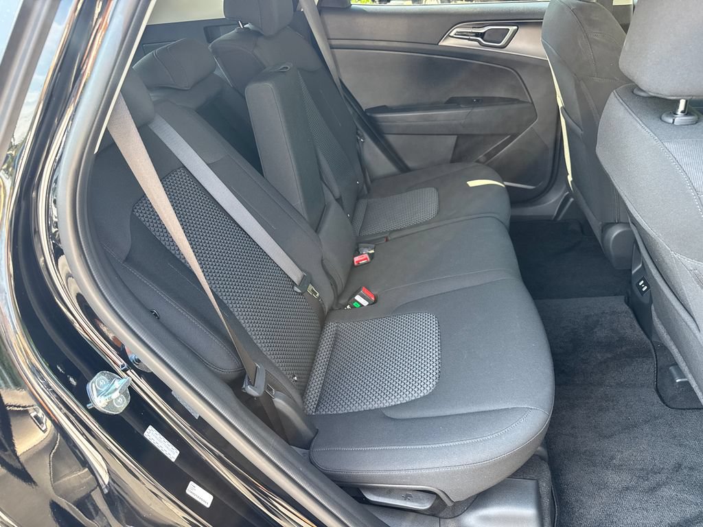 Used 2026 Kia Sportage LX w/ LX Convenience Package FWD image 15