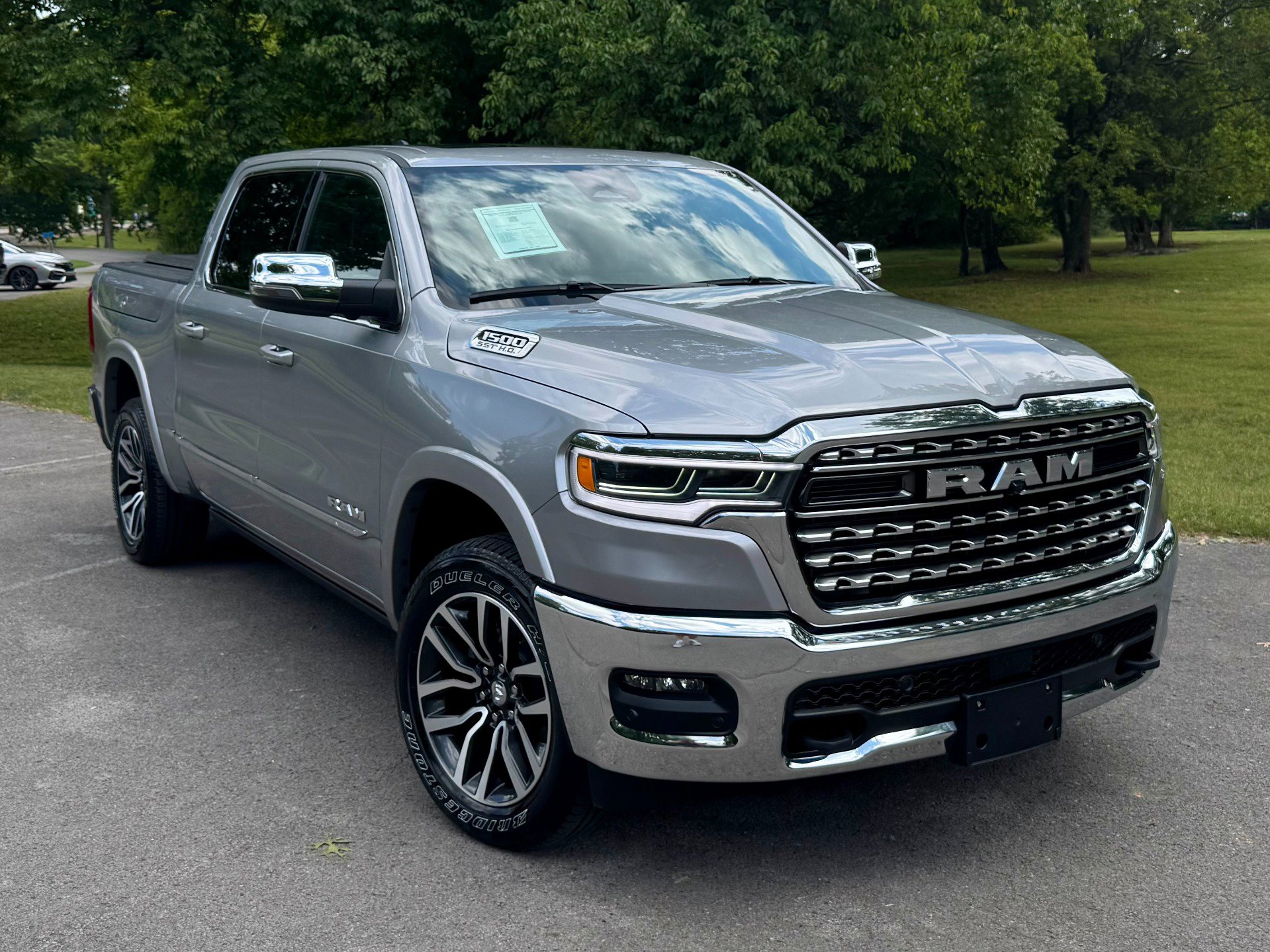 Used 2025 RAM 1500 Limited image 1