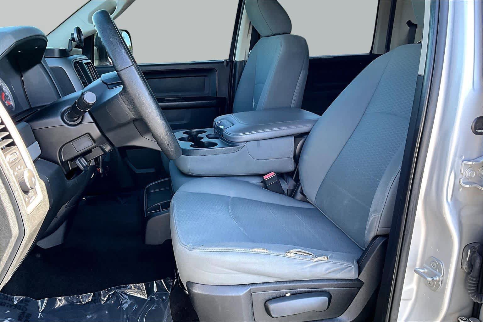 Used 2015 RAM 1500 Express AWD/4WD image 7