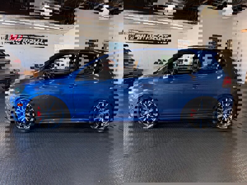 Used 2012 Volkswagen Golf R 2-Door image 7