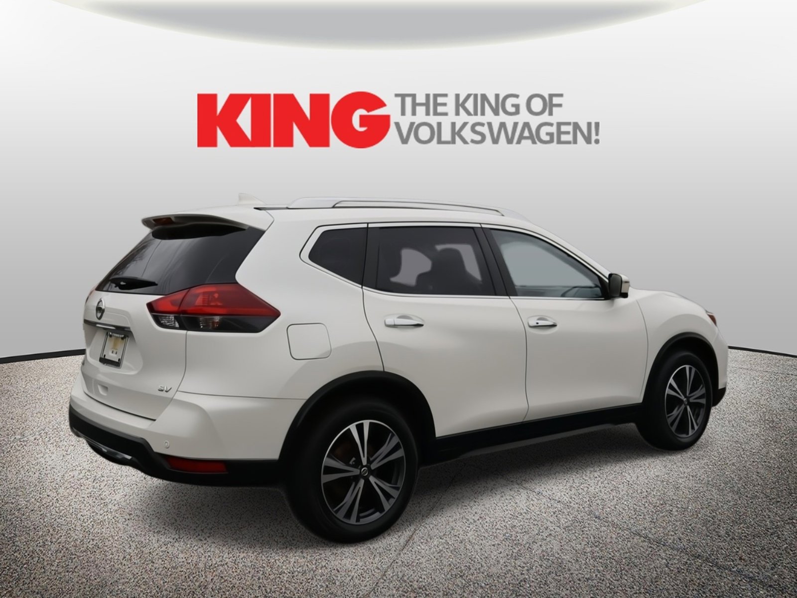 Used 2020 Nissan Rogue SV w/ Premium Package image 3