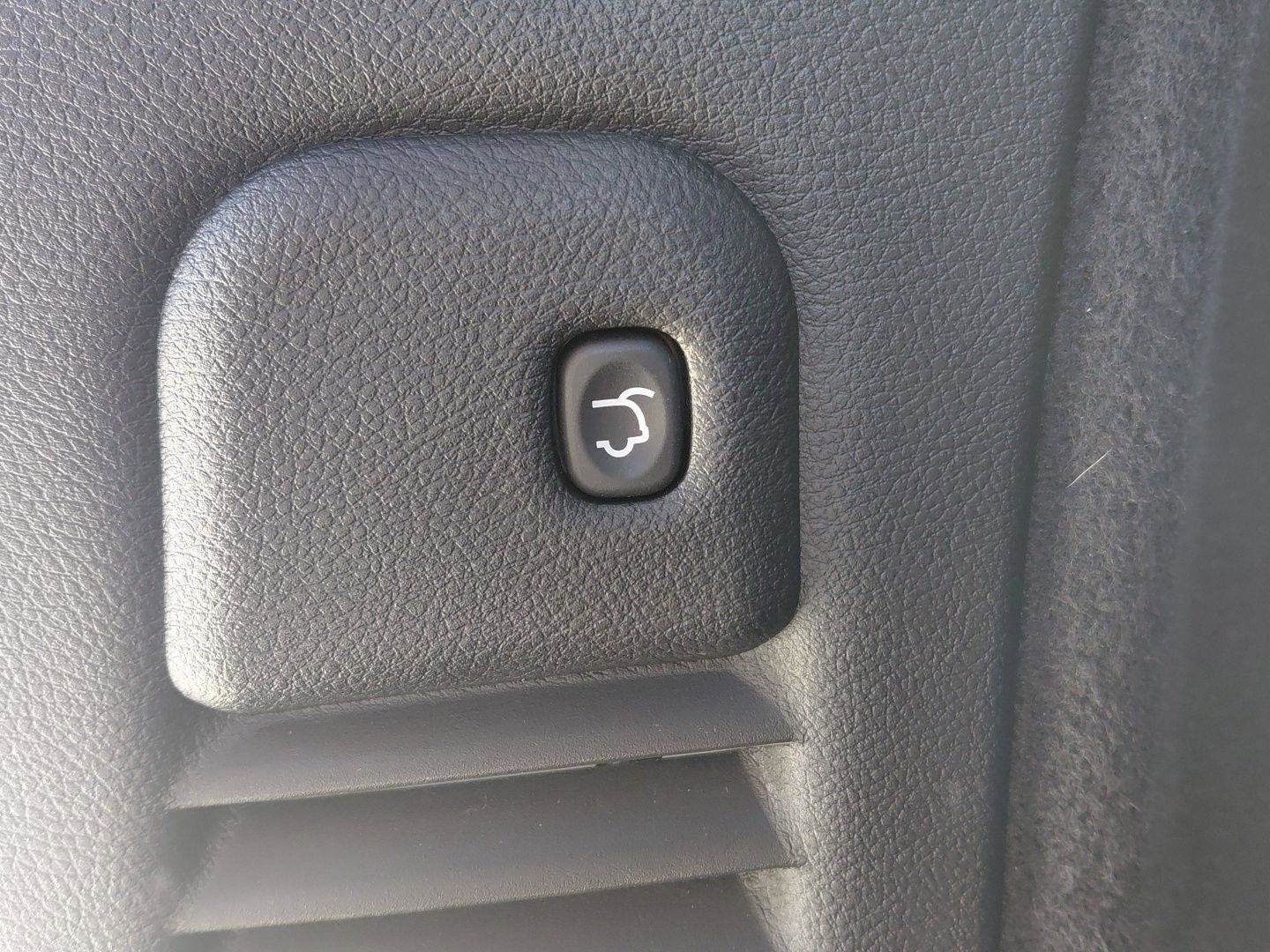 Used 2024 Dodge Durango GT image 24