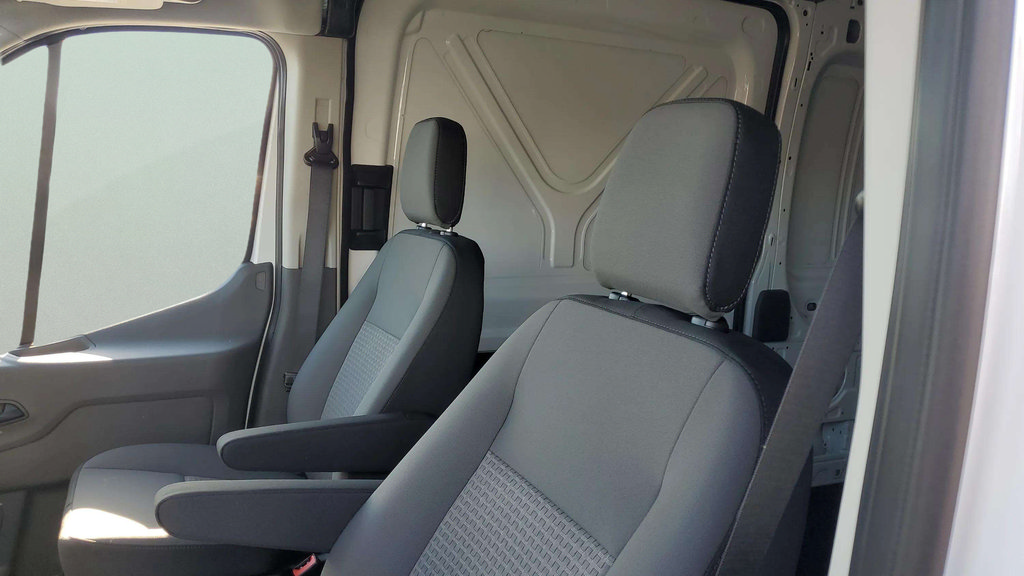New 2026 Ford Transit 250 148 Medium Roof RWD image 15