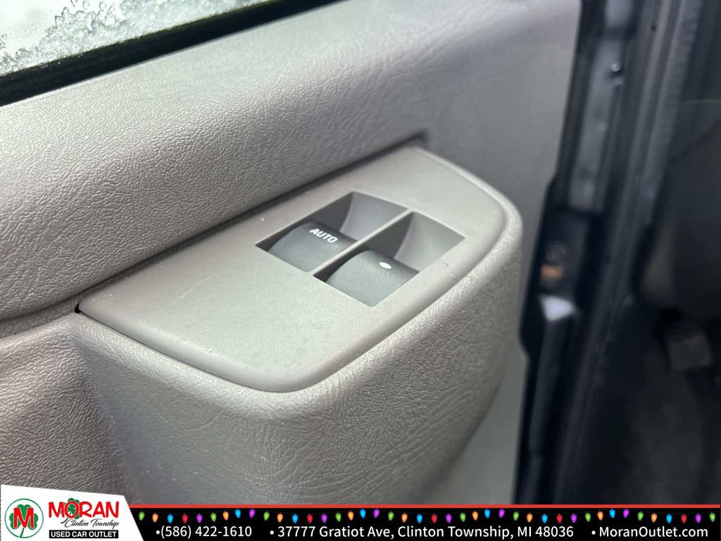 Used 2017 Chevrolet Express 2500 LS image 16