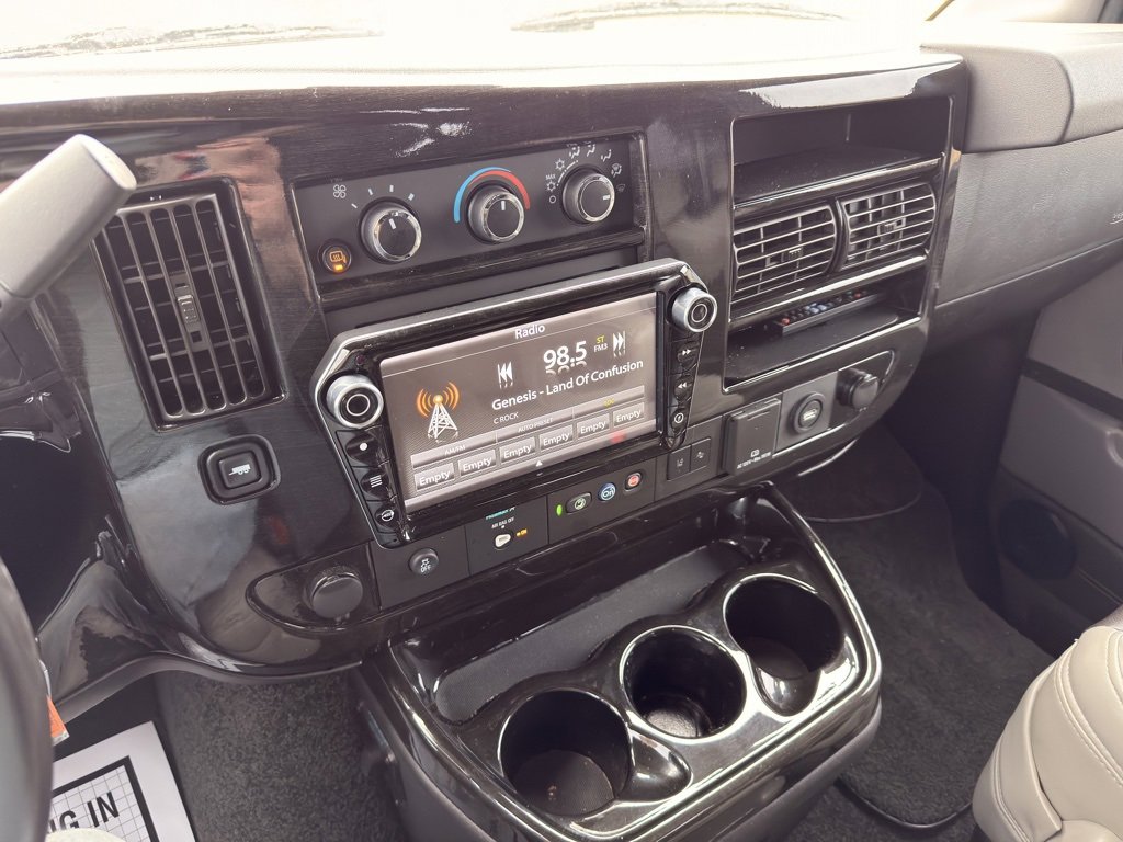 Used 2021 Chevrolet Express 2500 LS w/ Enhanced Convenience Package image 47