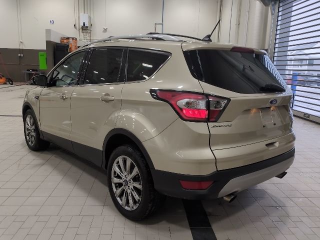 Used 2018 Ford Escape Titanium image 14