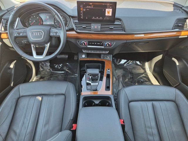 Used 2023 Audi Q5 2.0T Premium w/ Convenience Package AWD/4WD image 13
