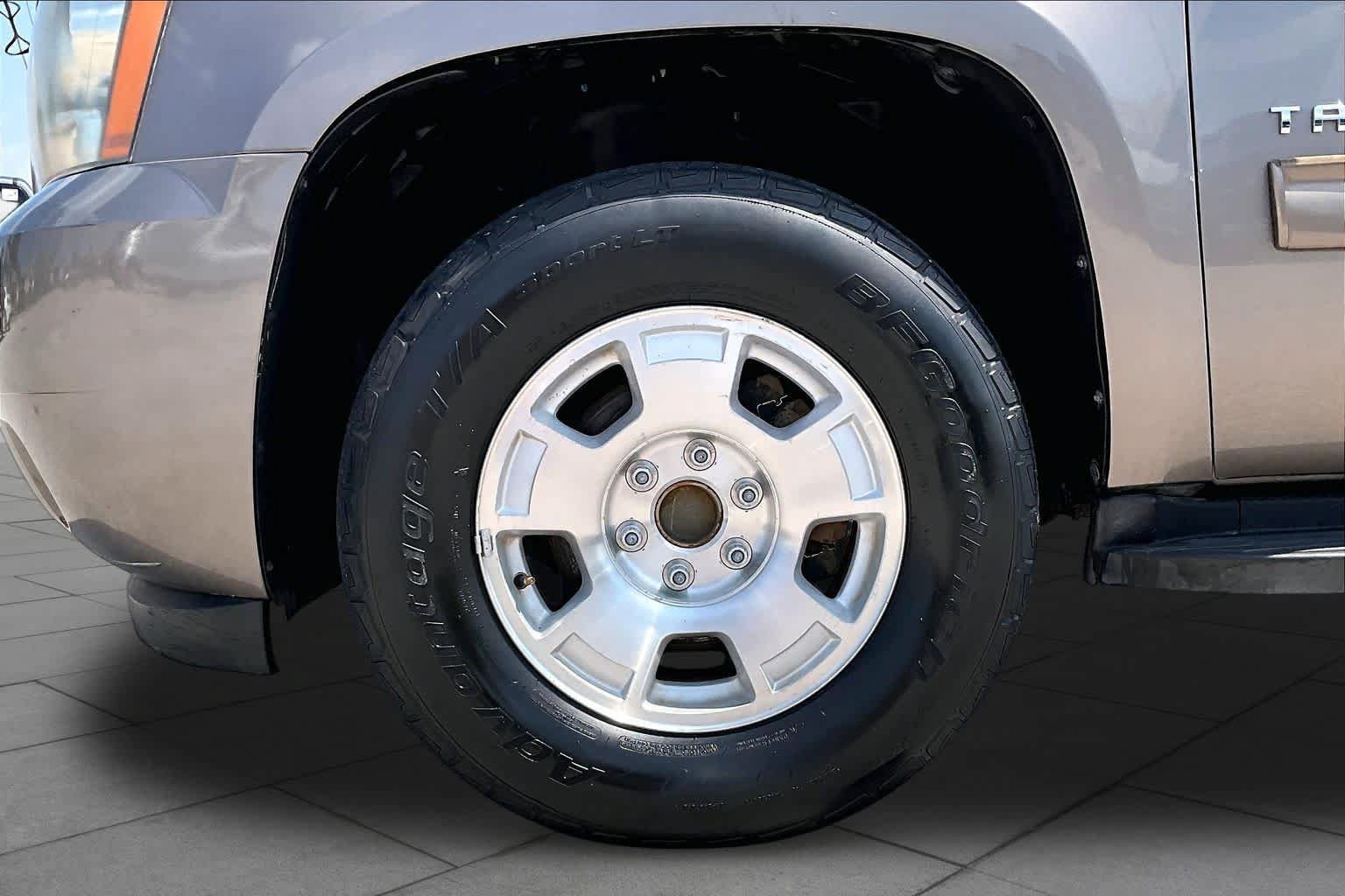 Used 2011 Chevrolet Tahoe LS RWD image 10