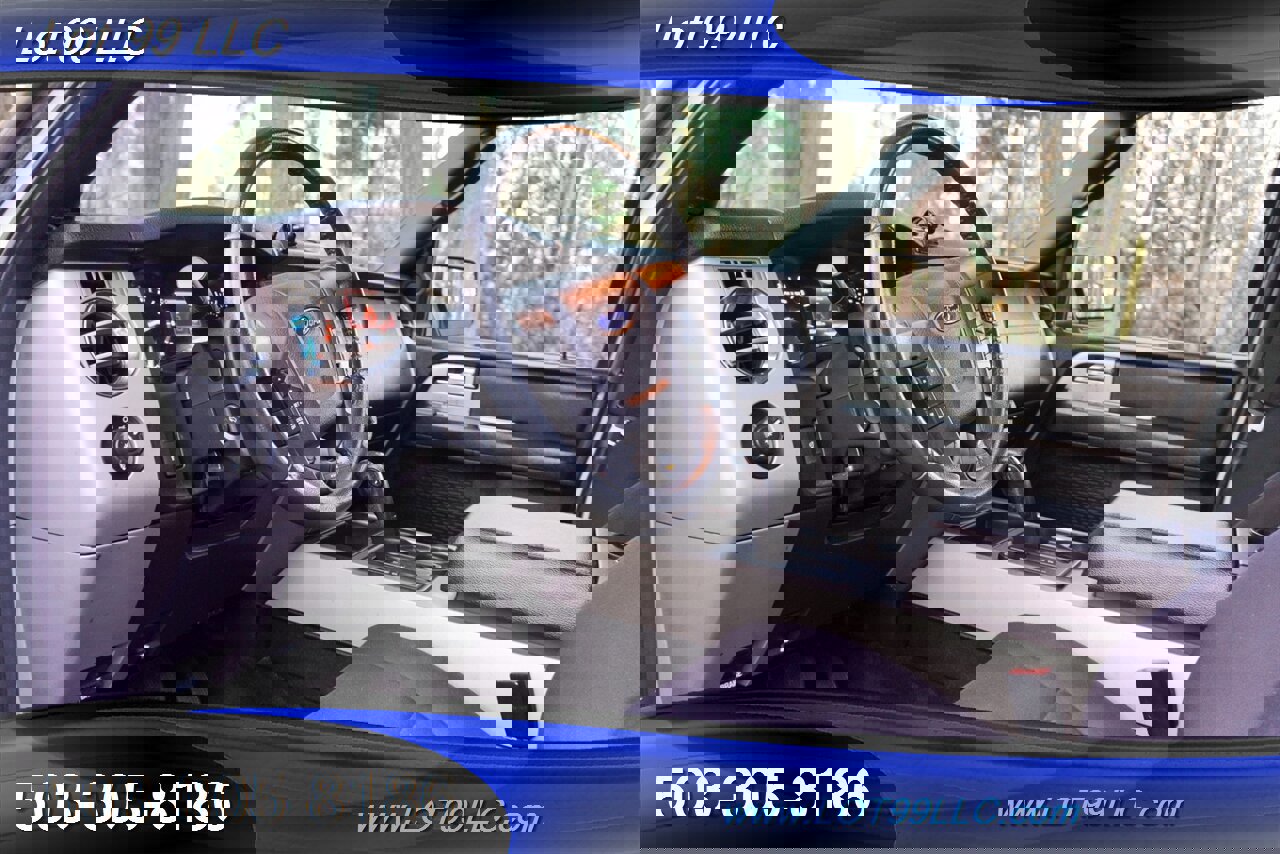 Used 2017 Ford Expedition XLT image 12