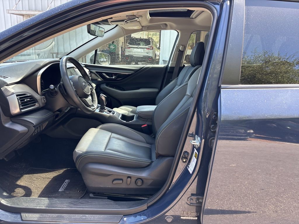 Used 2024 Subaru Outback Onyx Edition image 11