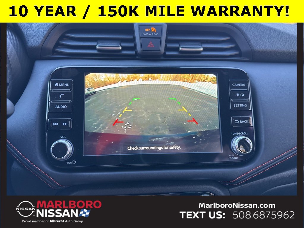 New 2025 Nissan Versa SR w/ Trunk Package image 22