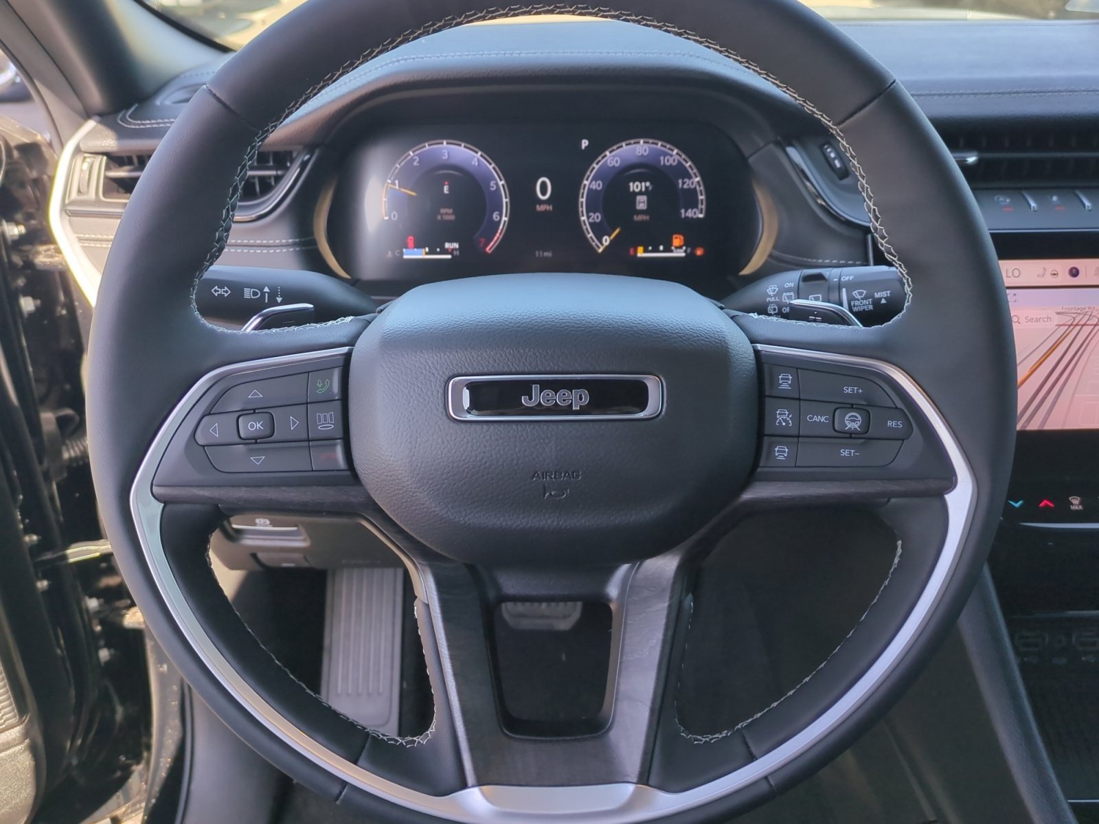 New 2026 Jeep Grand Cherokee Altitude AWD/4WD image 9
