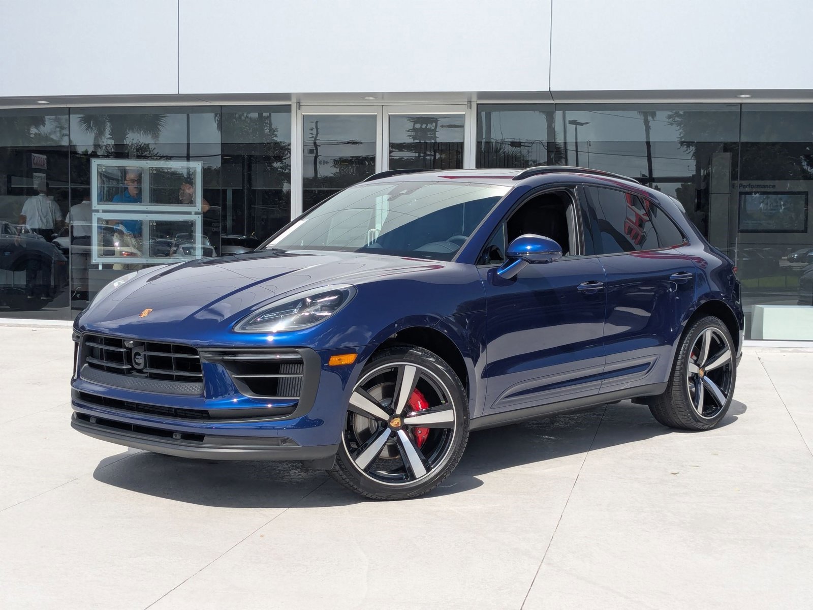 New 2025 Porsche Macan S