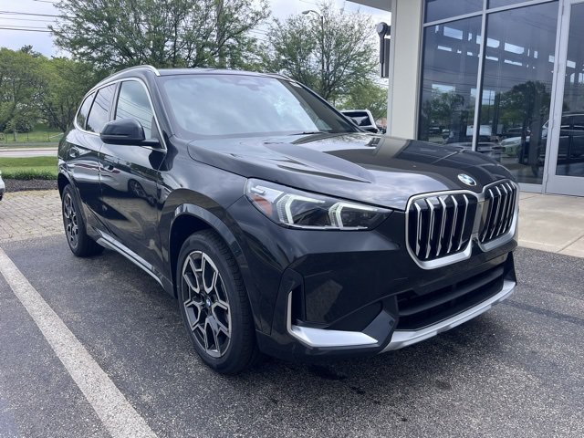 New 2025 BMW X1 xDrive28i w/ Technology Package