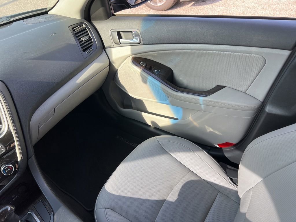Used 2015 Kia Optima EX image 27