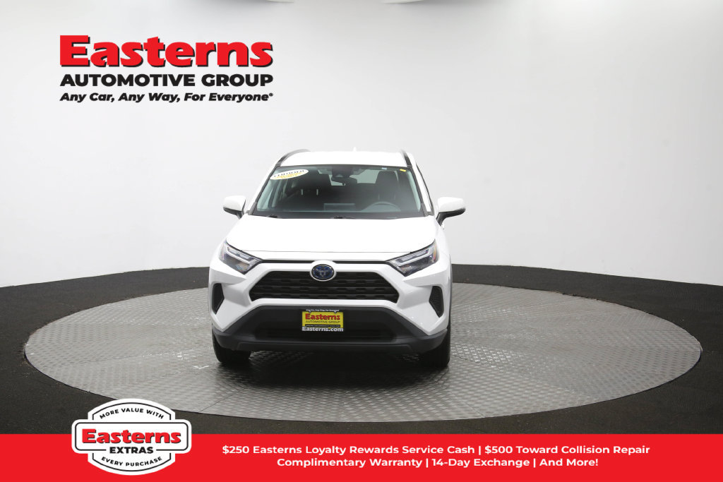 Used 2022 Toyota RAV4 XLE AWD/4WD image 53