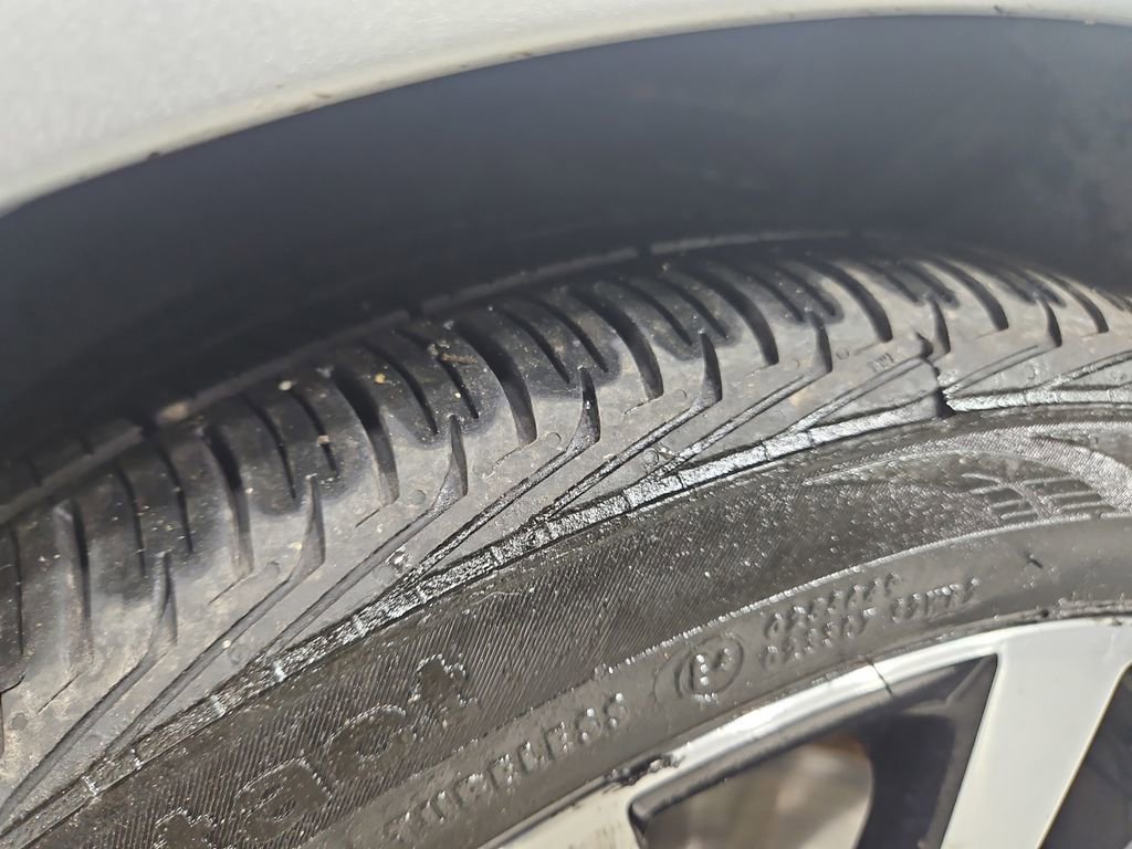 Used 2018 Volkswagen Passat 3.6 image 27