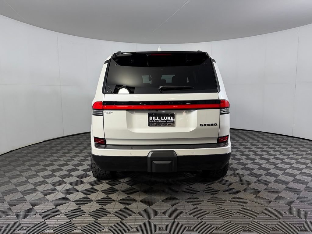 Used 2024 Lexus GX 550 w/ Accessory Package (2T) AWD/4WD image 9