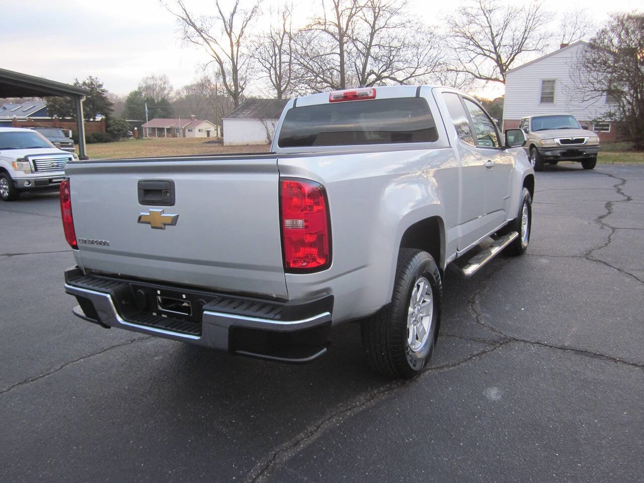 Used 2020 Chevrolet Colorado W/T w/ WT Convenience Package image 6