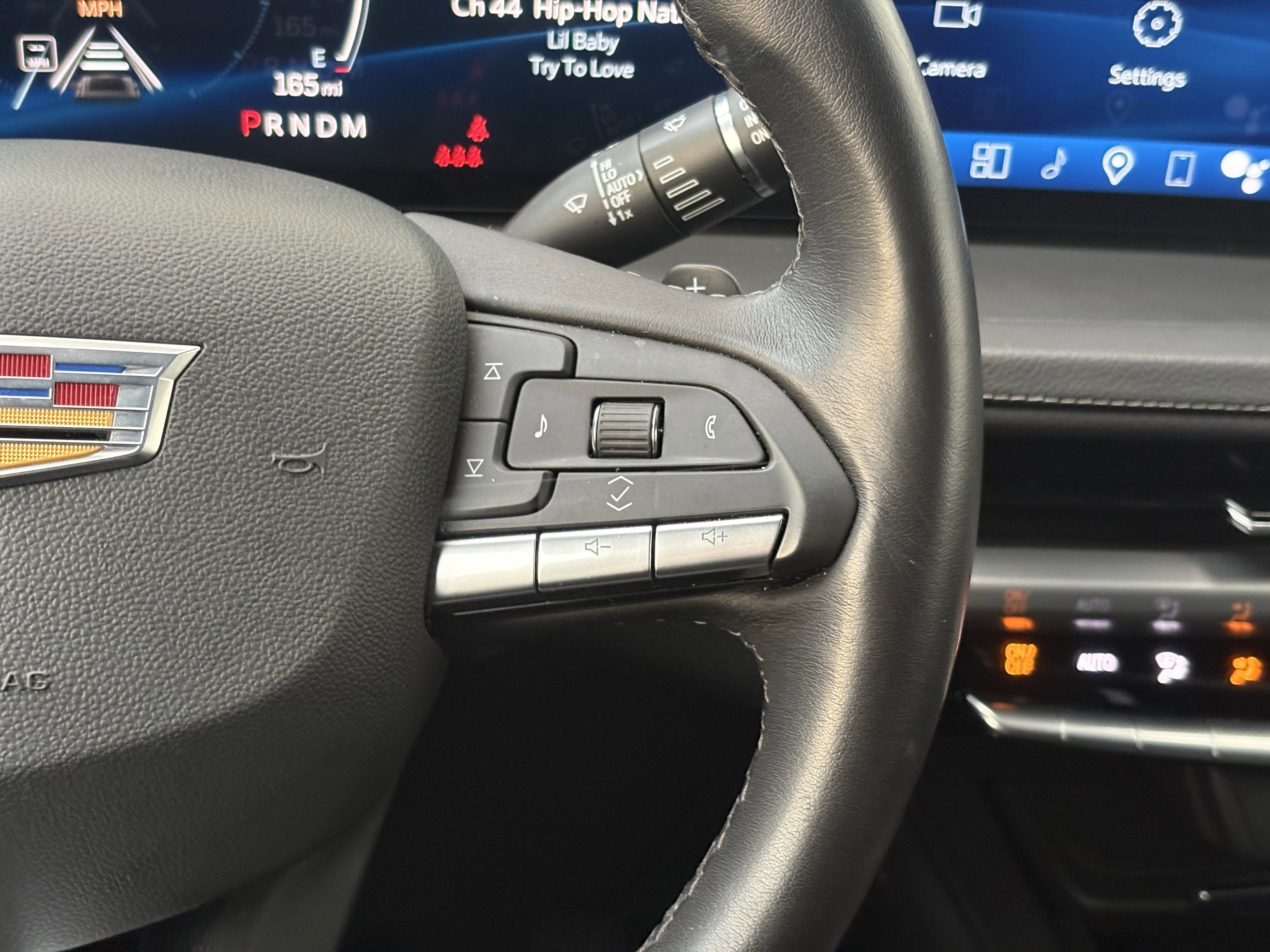 Certified 2025 Cadillac XT4 Premium Luxury image 17