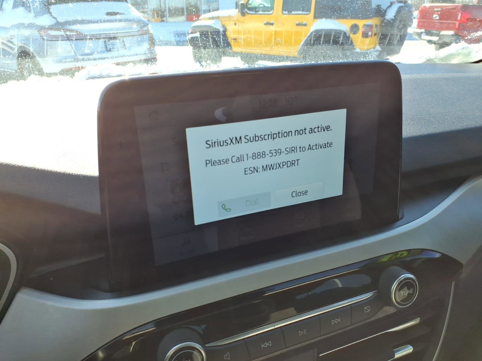 Used 2020 Ford Escape SE image 17