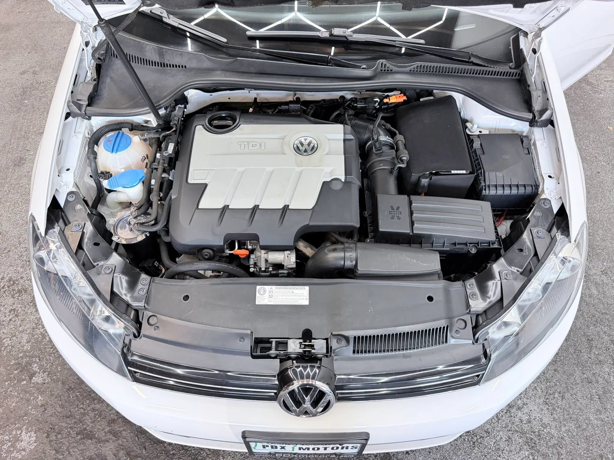Used 2011 Volkswagen Jetta TDI FWD image 25
