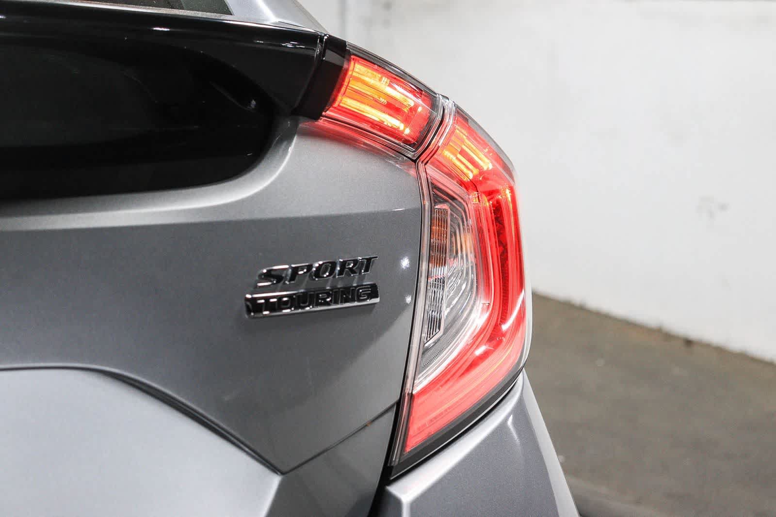 Used 2019 Honda Civic Sport Touring image 11