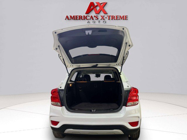 Used 2020 Chevrolet Trax LT w/ LT Convenience Package image 50