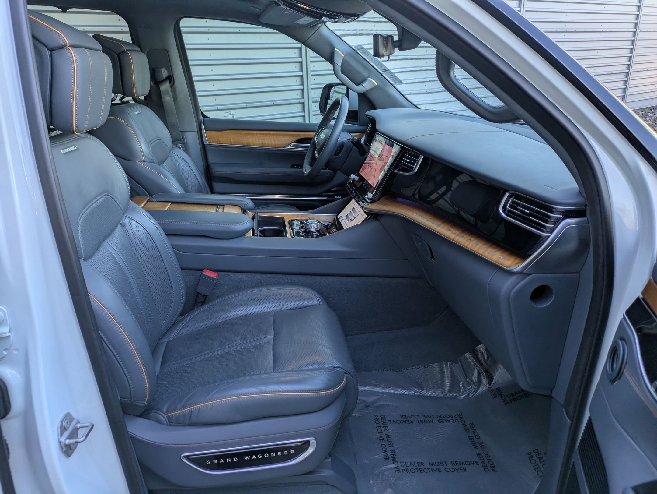 Used 2022 Jeep Grand Wagoneer Series II w/ Convenience Group III image 35