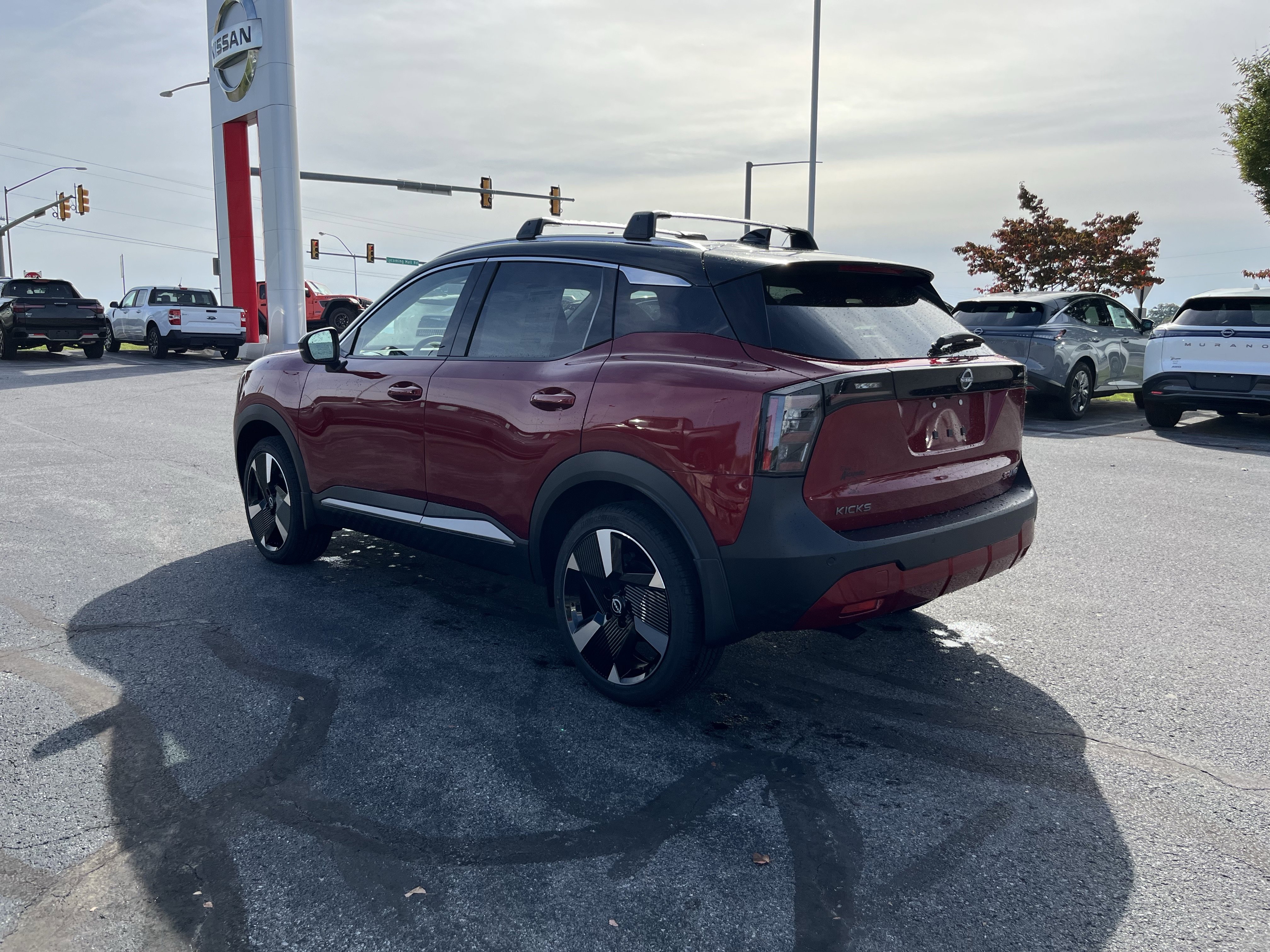 New 2026 Nissan Kicks SR w/ SR Premium Package image 6