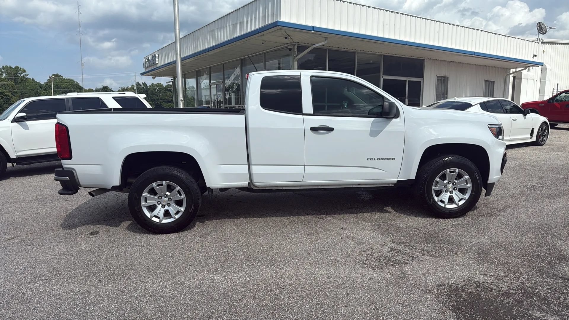 Used 2022 Chevrolet Colorado W/T w/ WT Convenience Package RWD image 6