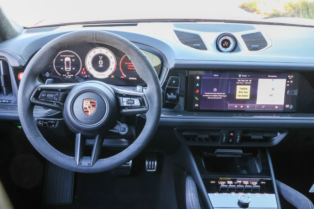 New 2026 Porsche Cayenne GTS AWD/4WD image 43