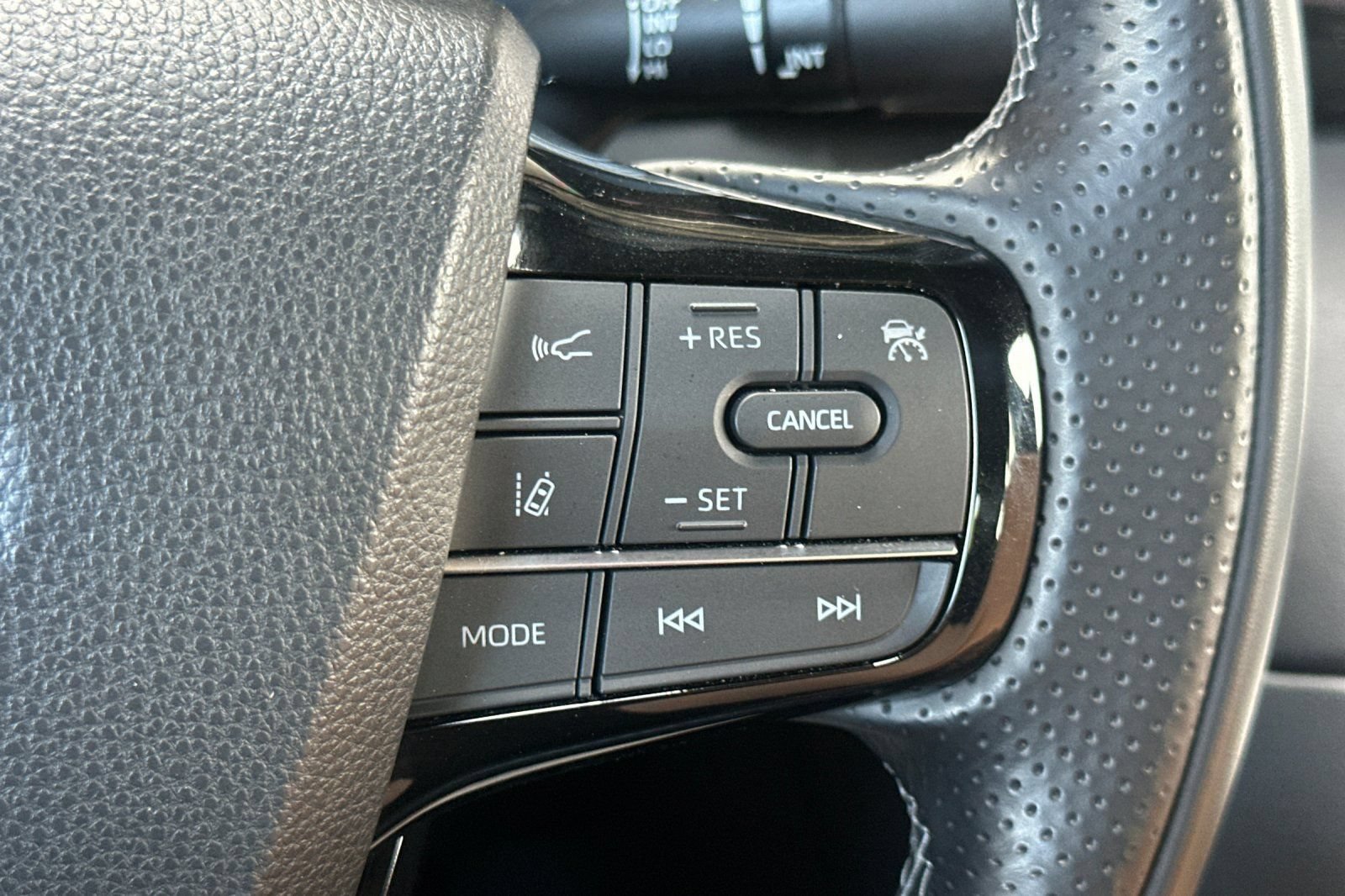 Certified 2023 Toyota Mirai w/ Advanced Technology Package RWD image 28