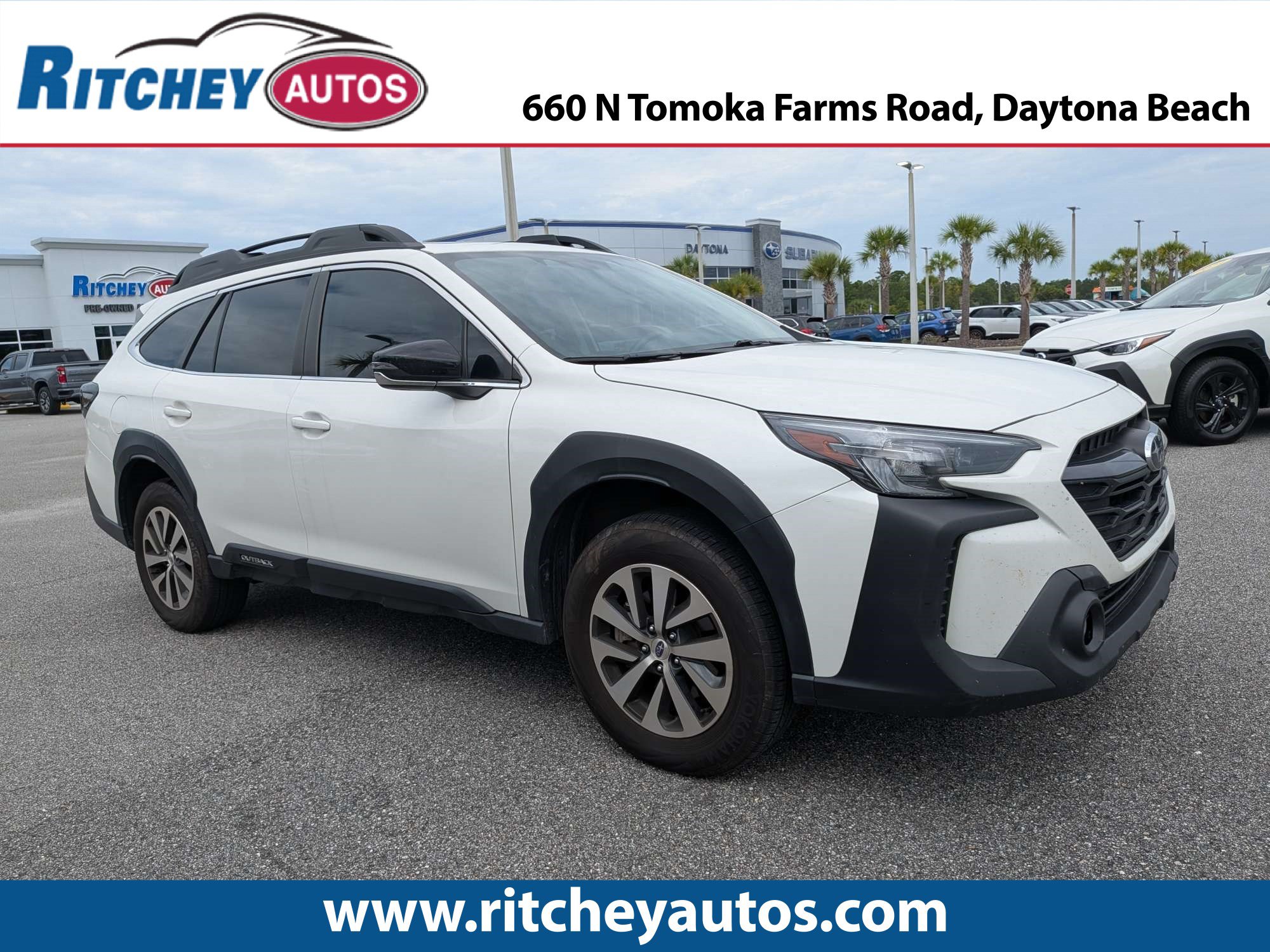 Certified 2024 Subaru Outback Premium AWD/4WD image 1