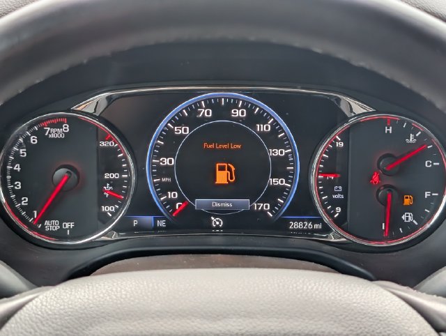 Used 2023 GMC Acadia SLT w/ Technology Package FWD image 27
