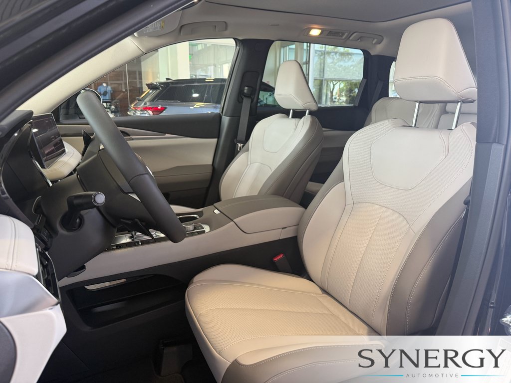 New 2027 INFINITI QX60 Pure w/ Cargo Package FWD image 26