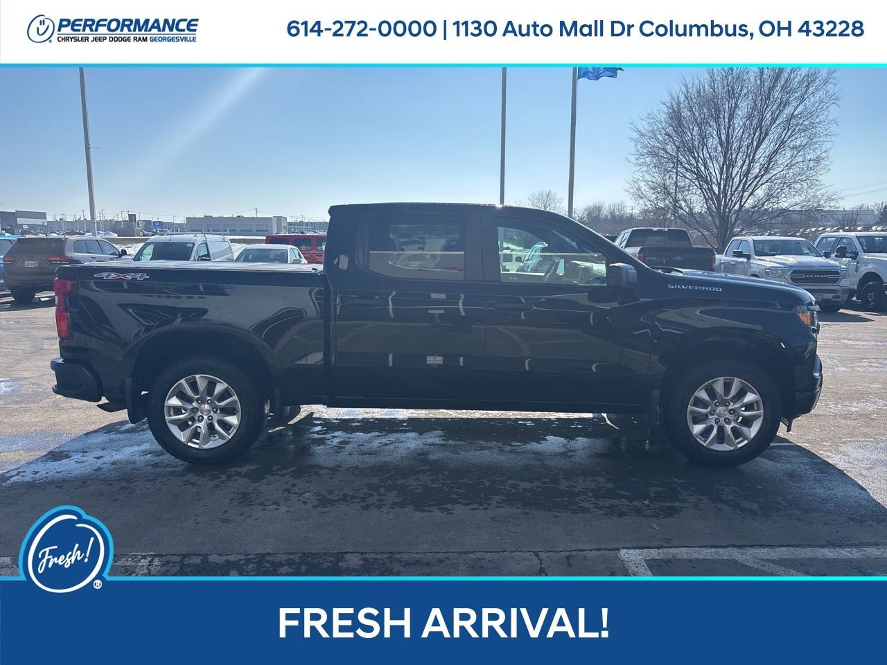 Used 2023 Chevrolet Silverado 1500 Custom image 3