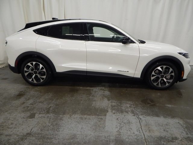 Used 2024 Ford Mustang Mach-E Select w/ Comfort Package Lite AWD/4WD image 2