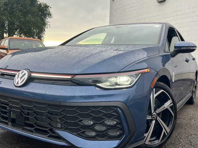 New 2025 Volkswagen GTI SE image 33